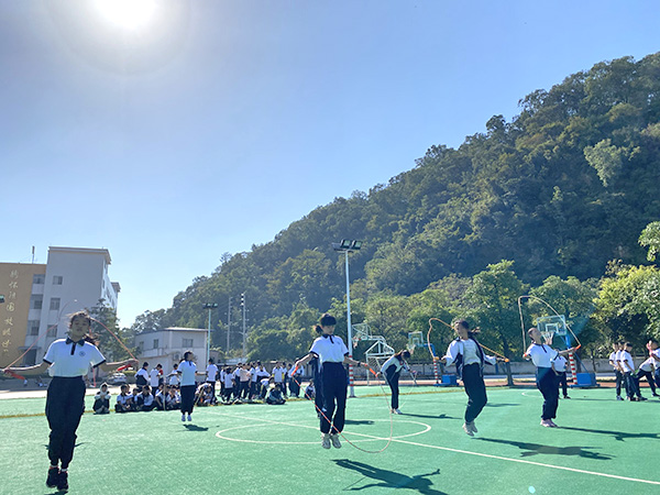 跳绳比赛